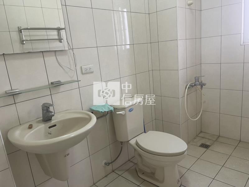 11500萬烏樹林工業區透天廠房房屋室內格局與周邊環境
