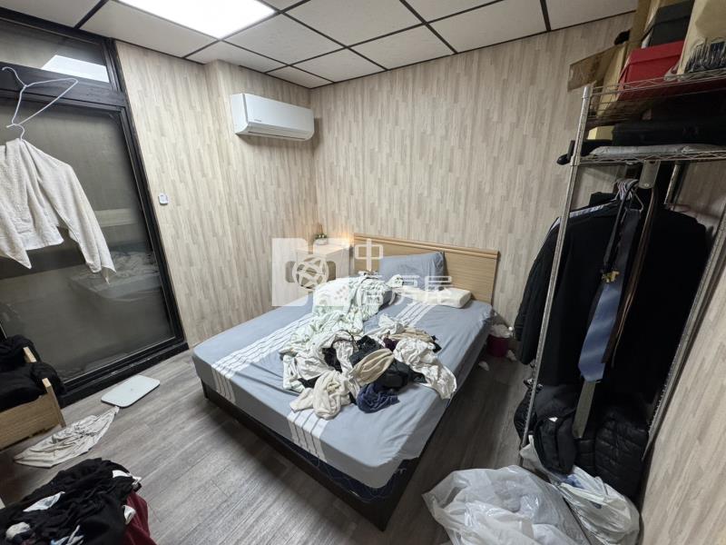 中原夜市低總價店面可停3台車房屋室內格局與周邊環境