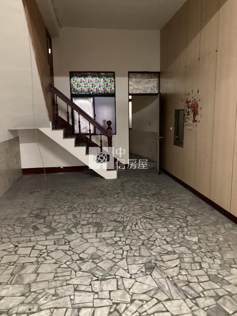 美和科大雙店面房屋室內格局與周邊環境