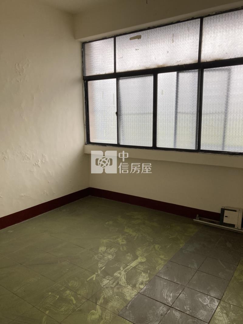 美和科大雙店面房屋室內格局與周邊環境