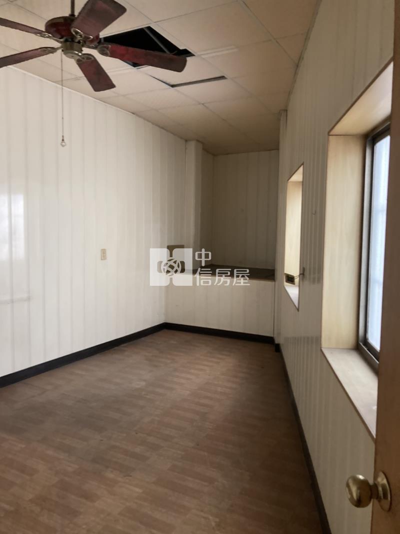 美和科大雙店面房屋室內格局與周邊環境