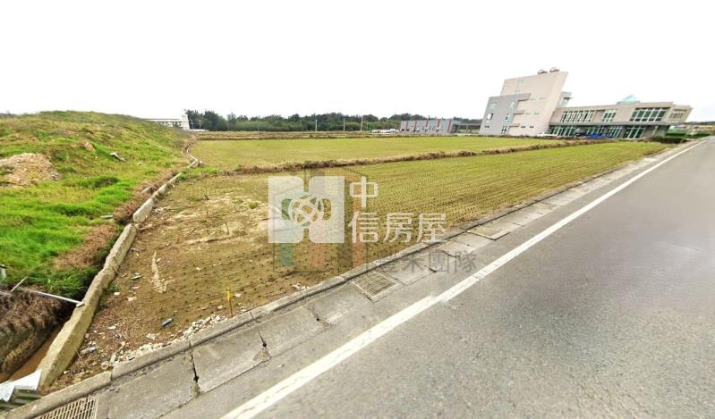 【豐禾】 台61新屋一般農雙面臨路房屋室內格局與周邊環境
