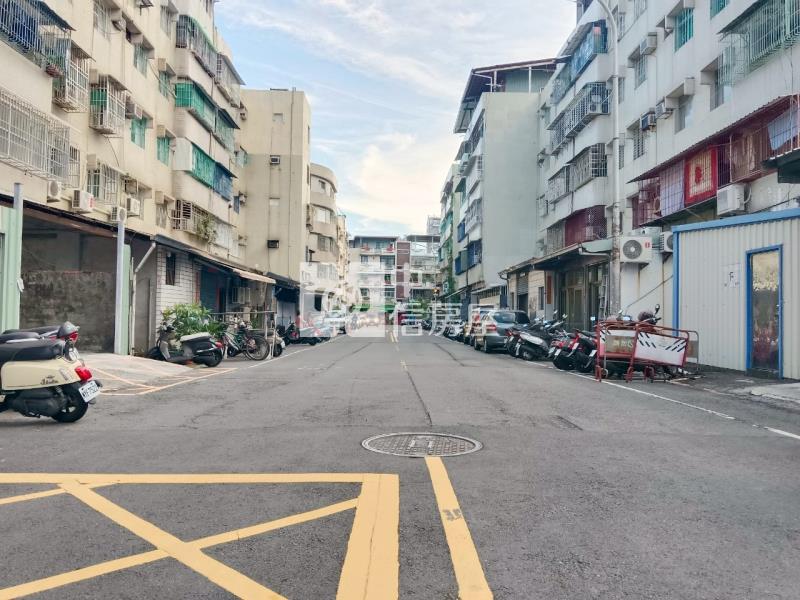 R5福誠高中整修三房公寓房屋室內格局與周邊環境