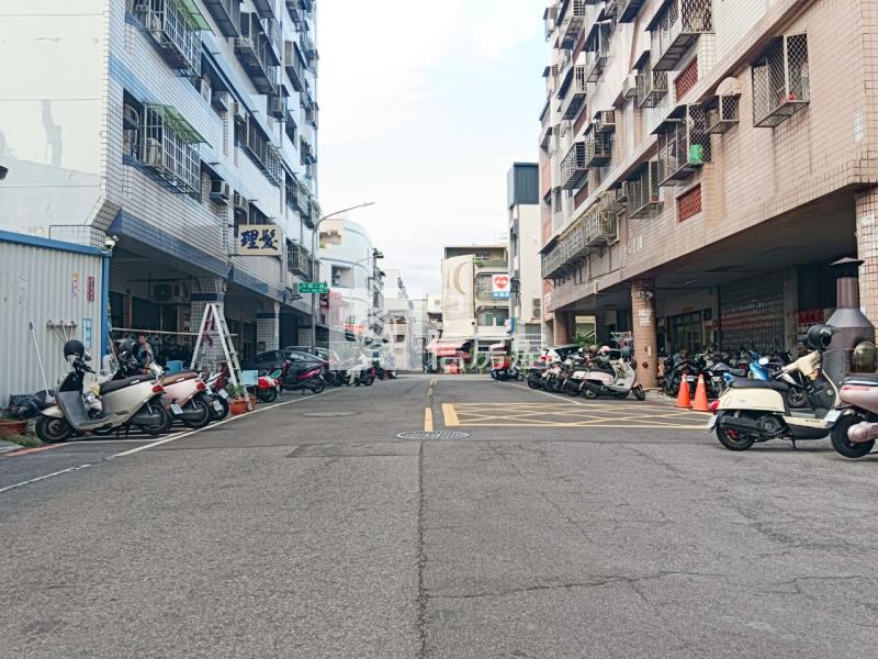 R5福誠高中整修三房公寓房屋室內格局與周邊環境