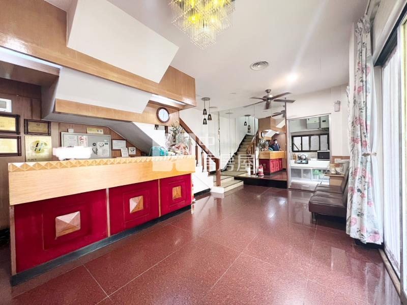 東區站前三角窗透店房屋室內格局與周邊環境