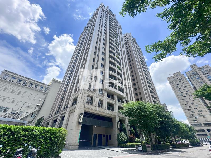 泰若天成3房平車精緻戶房屋室內格局與周邊環境