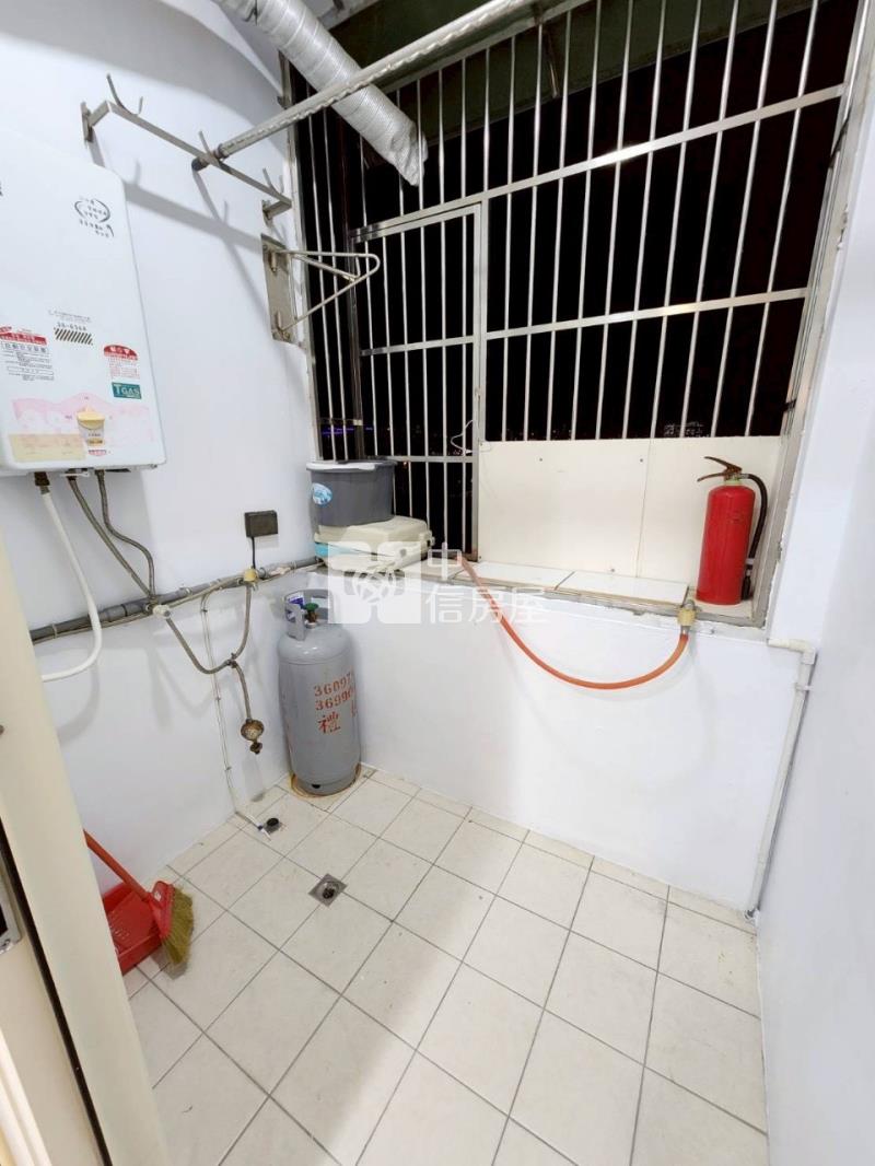 蘆竹文中路整新美三房房屋室內格局與周邊環境