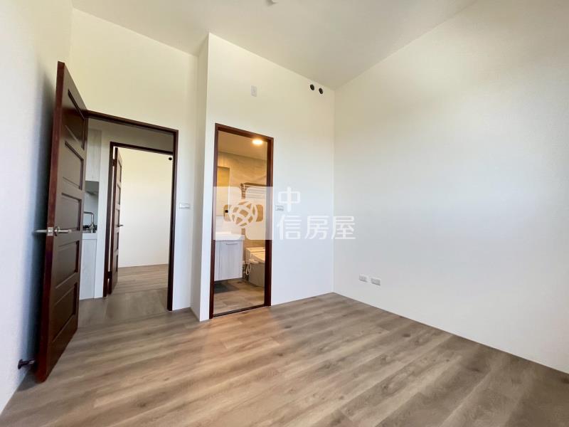 205第二行行政中心華廈Ⅱ房屋室內格局與周邊環境