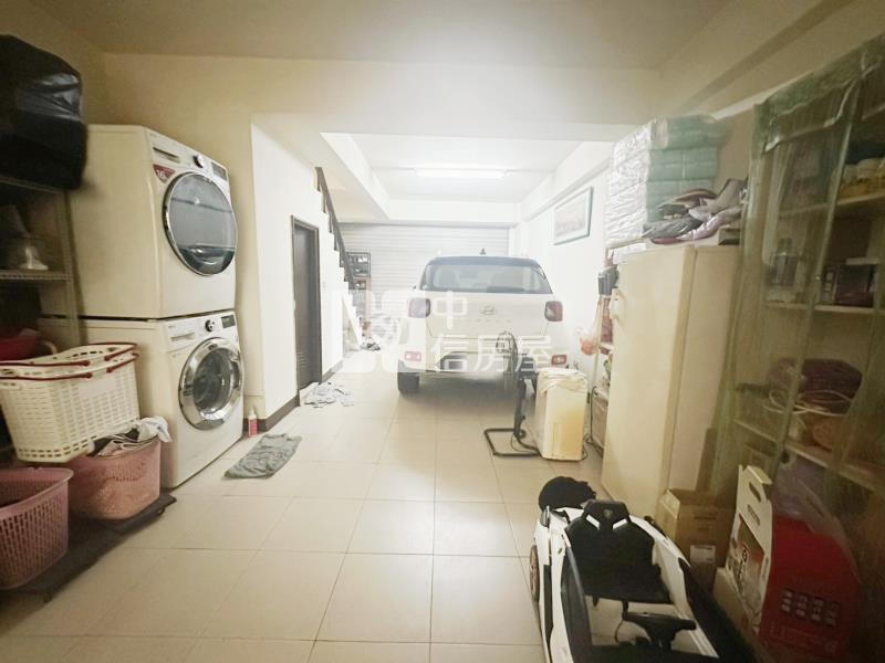 66快速道路旁快樂小鎮別墅房屋室內格局與周邊環境