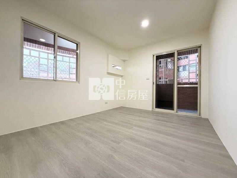 百川綠晶3面採光景觀四房車房屋室內格局與周邊環境