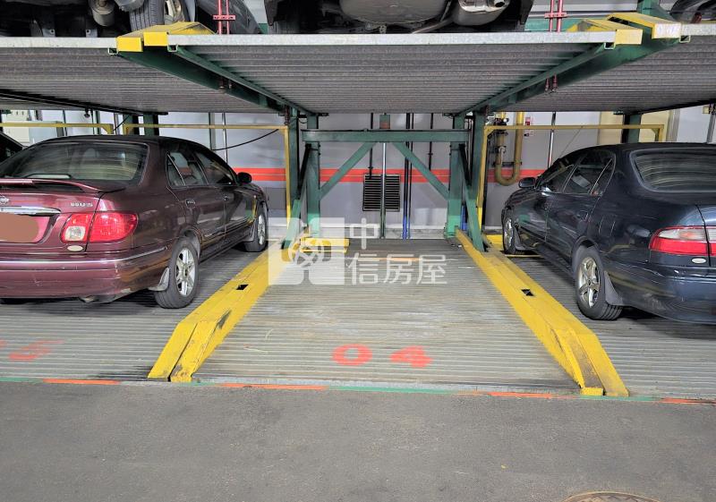 太子臻品三房車位房屋室內格局與周邊環境