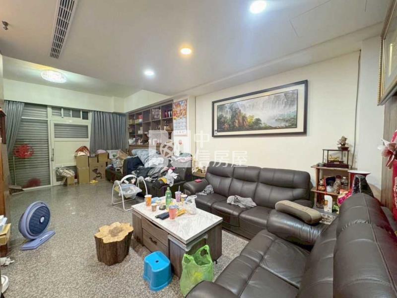 66快速 過嶺百坪別墅店住 好市多房屋室內格局與周邊環境