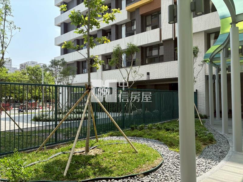 副都心全新3房平車美大樓房屋室內格局與周邊環境