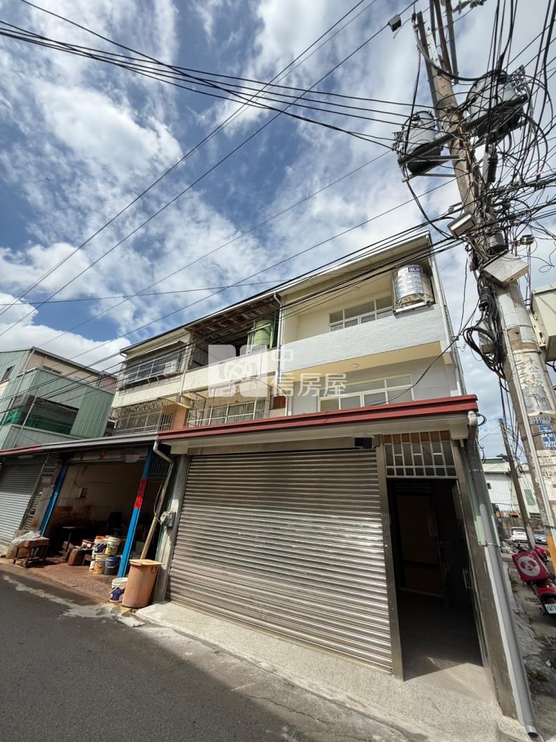 大里工業區超大地坪全新整理車庫透天房屋室內格局與周邊環境