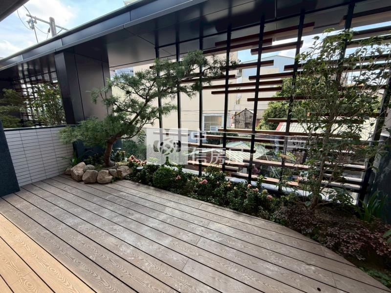 15期旁全新完工雙車豪墅房屋室內格局與周邊環境