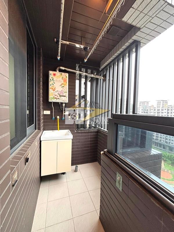 【星鑽】(專委)朗朗溫馨小家庭無限景觀2房車房屋室內格局與周邊環境