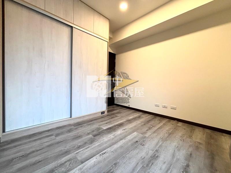 【星鑽】(專委)朗朗溫馨小家庭無限景觀2房車房屋室內格局與周邊環境