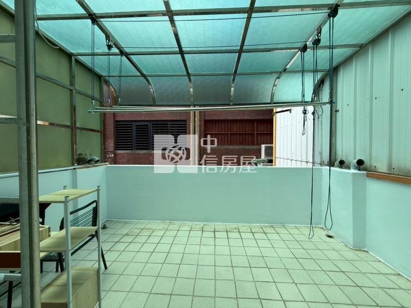 好市多臨路透天房屋室內格局與周邊環境