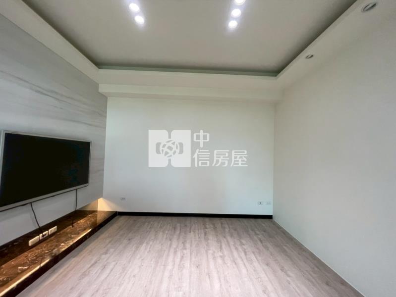 立景苑大三房平車房屋室內格局與周邊環境