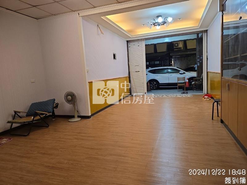 中壢觀光夜市一樓店面房屋室內格局與周邊環境