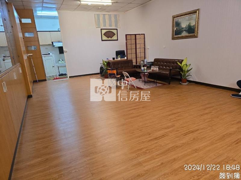 中壢觀光夜市一樓店面房屋室內格局與周邊環境