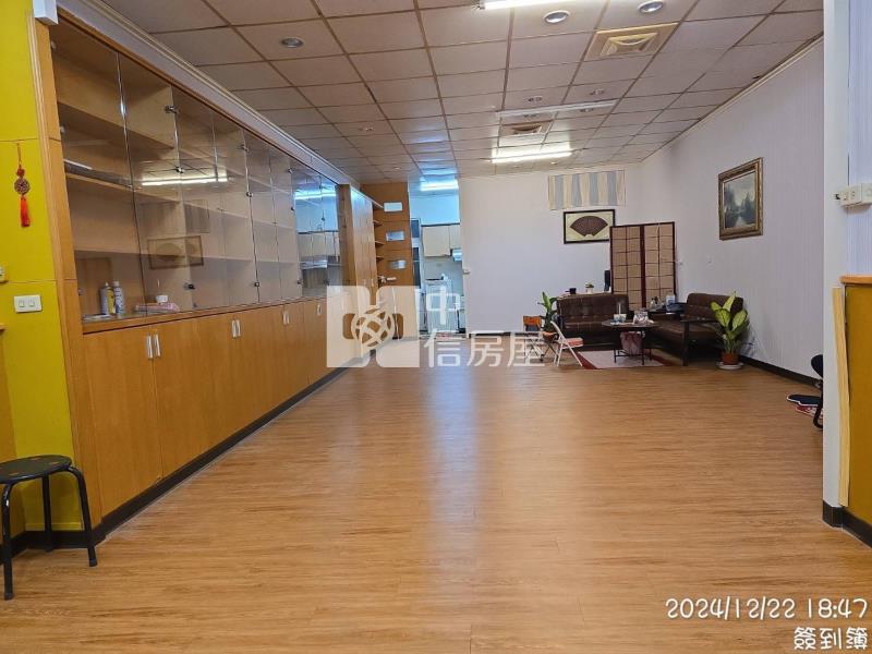 中壢觀光夜市一樓店面房屋室內格局與周邊環境