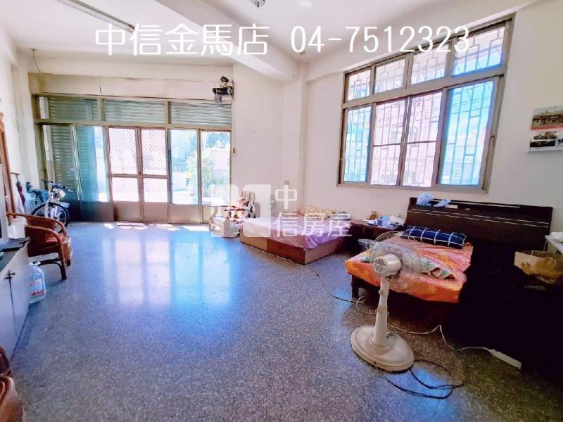 忠孝雙12米路黃金角店房屋室內格局與周邊環境