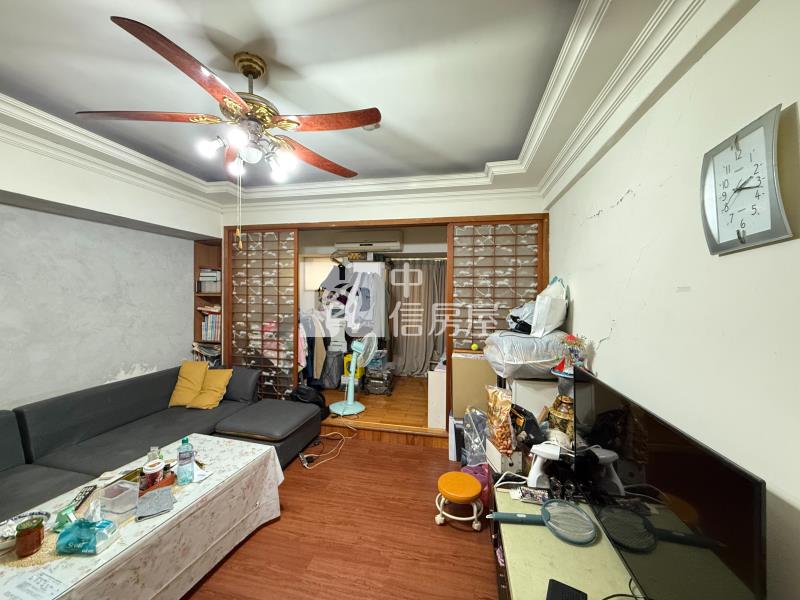 正西屯路1～3樓熱鬧金店面（專任）房屋室內格局與周邊環境
