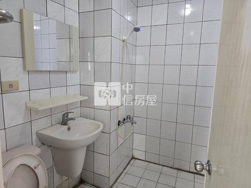武陵高中大套房(中信卓越團隊)房屋室內格局與周邊環境