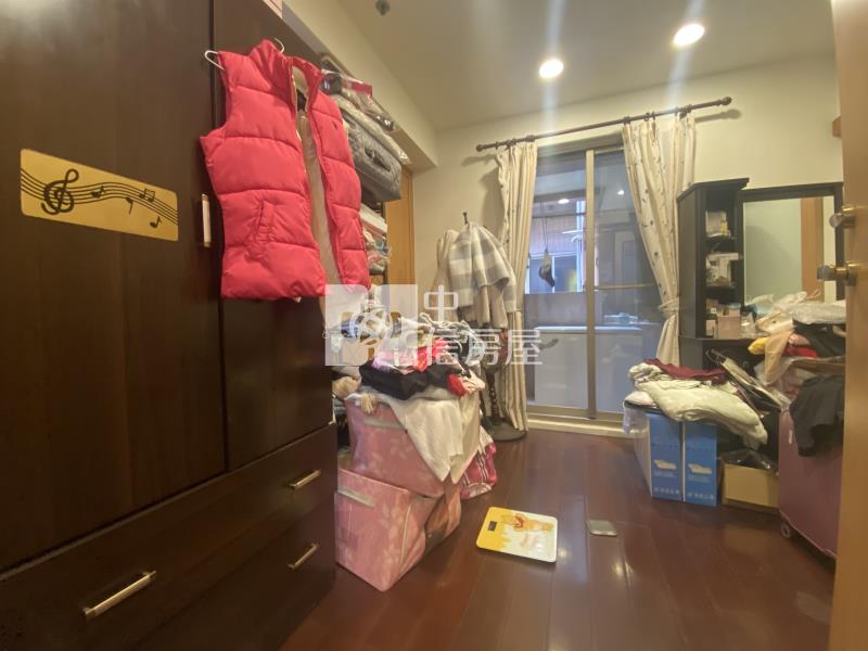 【安家】專任-海華美麗宮廷6房雙車房屋室內格局與周邊環境