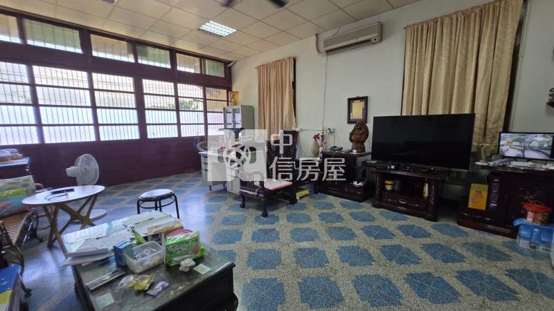 高鐵南路六段稀有農舍房屋室內格局與周邊環境