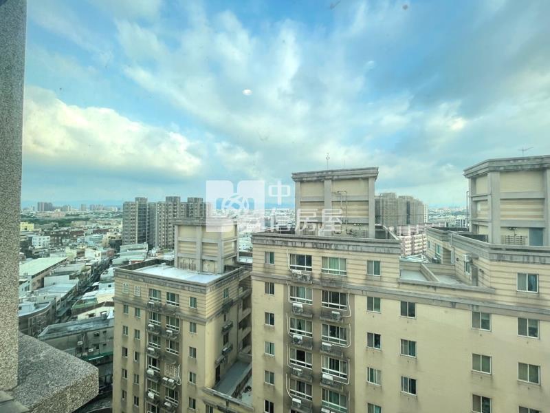 【新世紀】永豐高中景觀四房車房屋室內格局與周邊環境