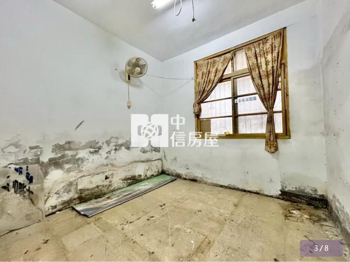 太平低總價免千萬活路透天房屋室內格局與周邊環境