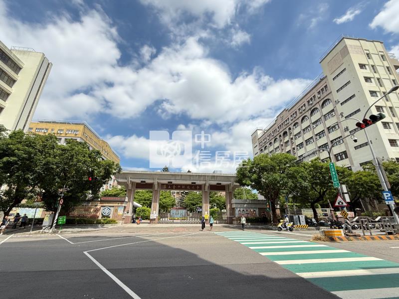 中區光復路樓店房屋室內格局與周邊環境
