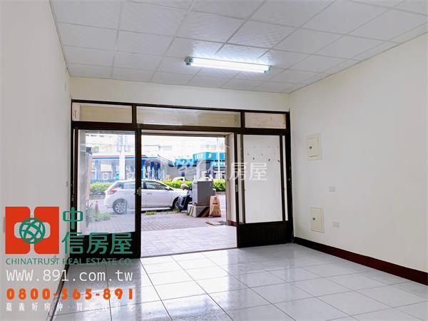 民雄正忠孝路店面住家-891嘉義房地產房屋室內格局與周邊環境