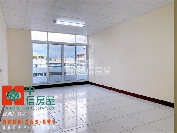 民雄正忠孝路店面住家-891嘉義房地產房屋室內格局與周邊環境
