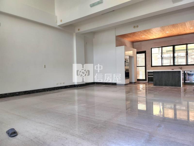 安平貴族至尊電梯雙車別墅房屋室內格局與周邊環境