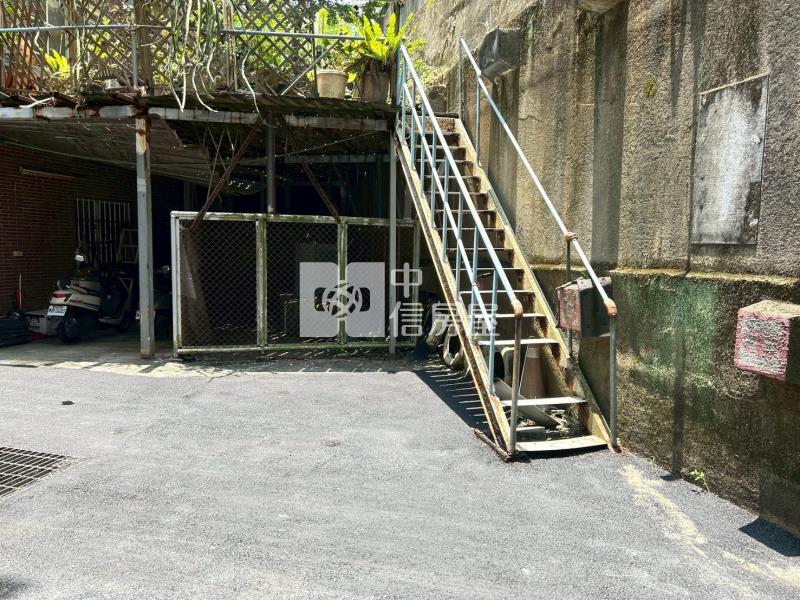 近交流道夏威夷邊間低總價別墅房屋室內格局與周邊環境