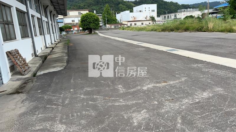 (霧峰)財源滾滾.百坪工業建地.大貨車可達房屋室內格局與周邊環境