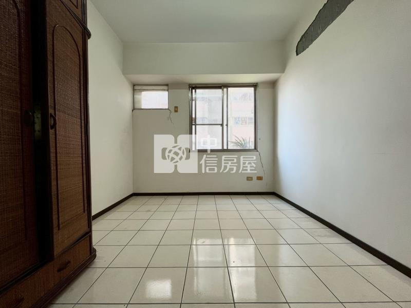 獨家!南屯交流道旁凱撒風景園邸2+1房機上車位房屋室內格局與周邊環境