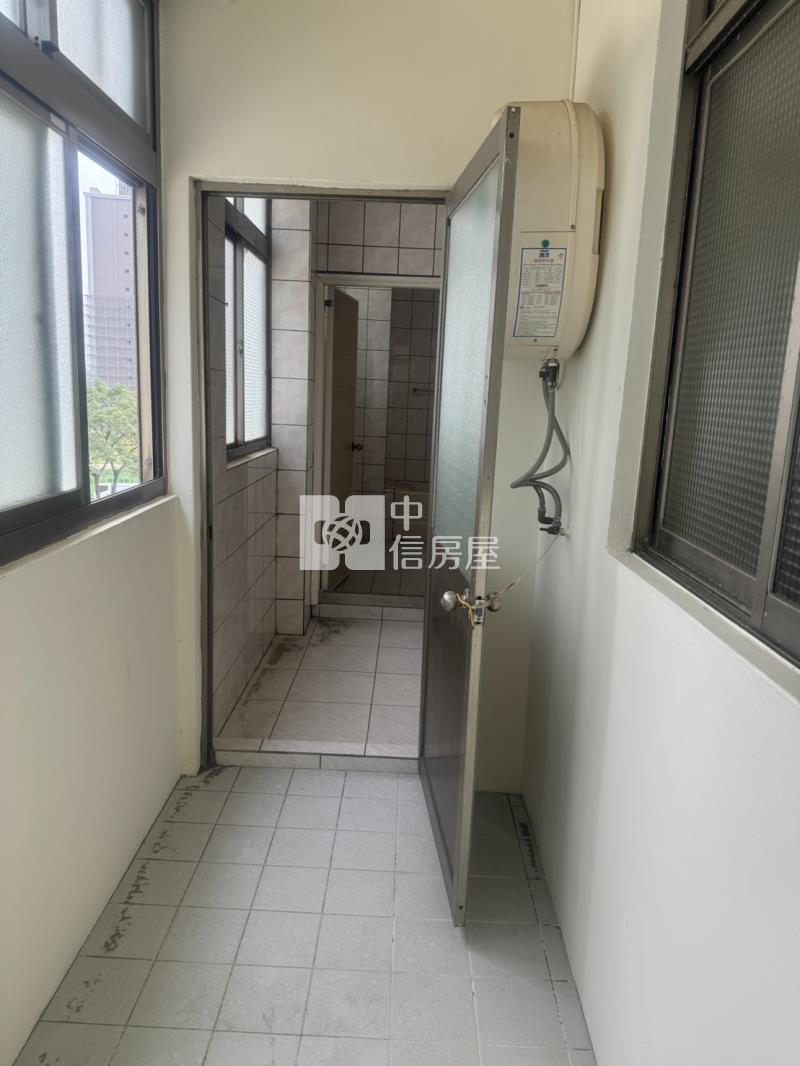 客運園區公寓房屋室內格局與周邊環境