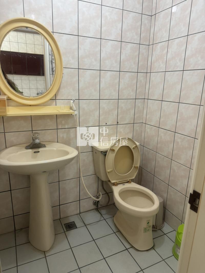 客運園區公寓房屋室內格局與周邊環境