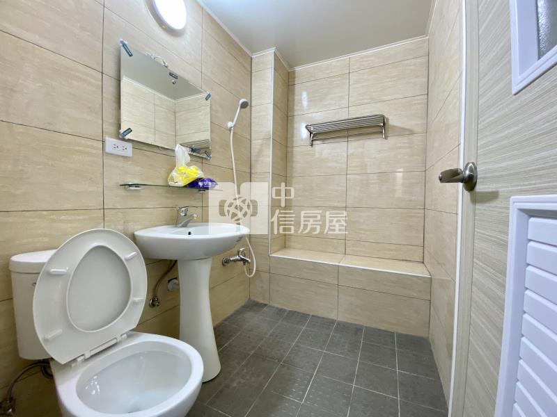 中國醫正3房雙衛浴美寓房屋室內格局與周邊環境