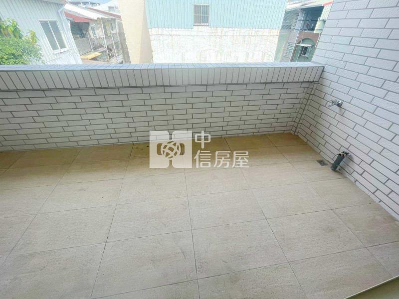 中正路雙車美墅房屋室內格局與周邊環境