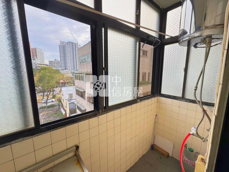 勤美草悟道電梯套房房屋室內格局與周邊環境