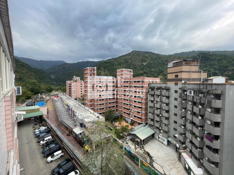 E2-9溫泉渡假美套房A棟(A)房屋室內格局與周邊環境
