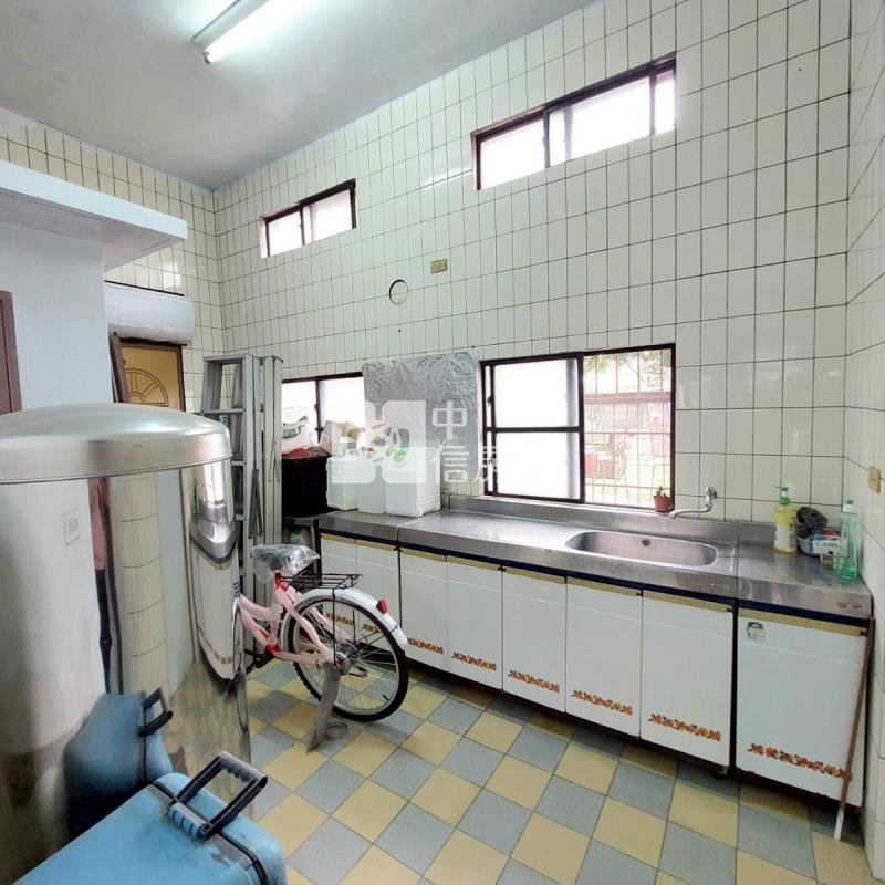 斗南市區透天房屋室內格局與周邊環境