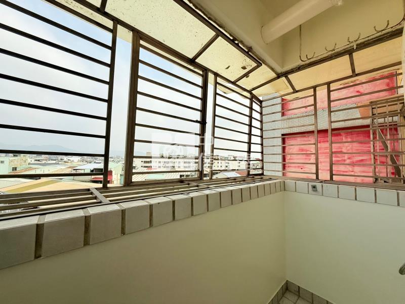 大里低總價2房華廈房屋室內格局與周邊環境