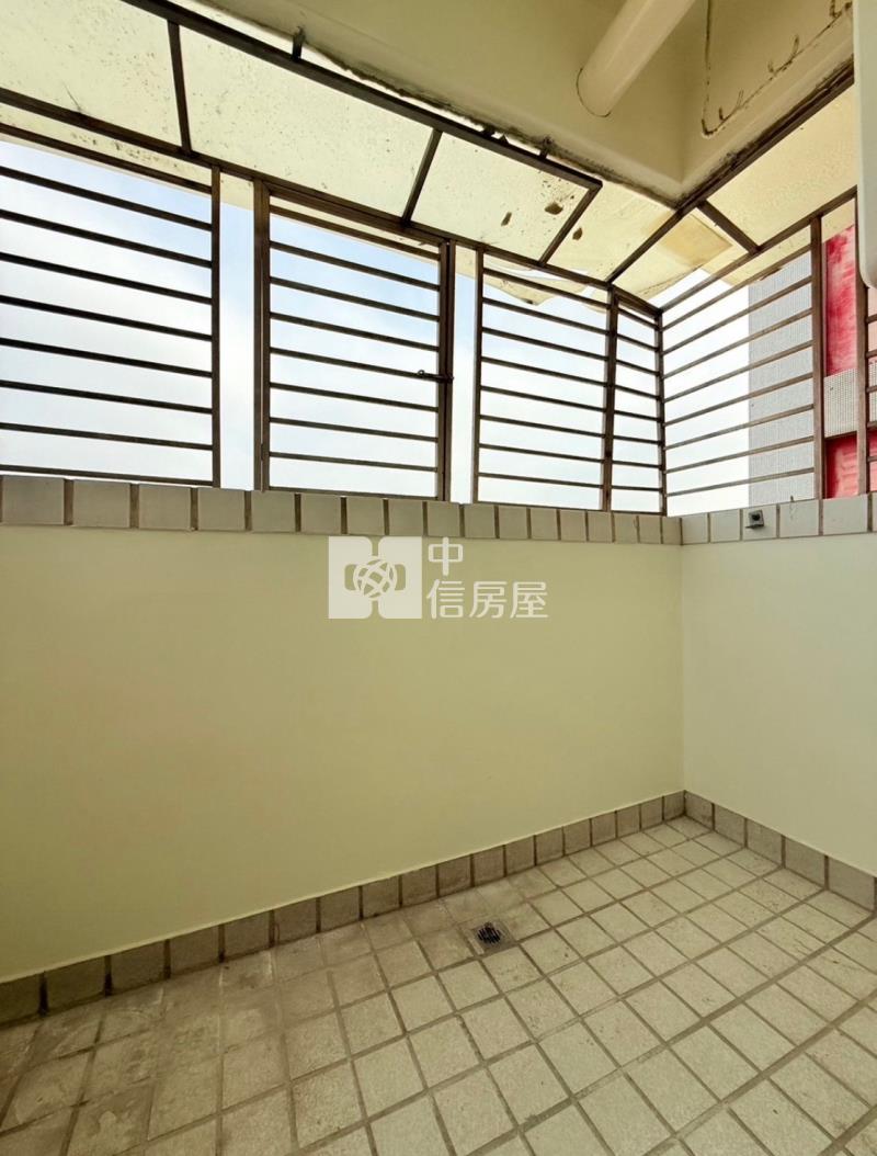 大里超低總價電梯兩房房屋室內格局與周邊環境