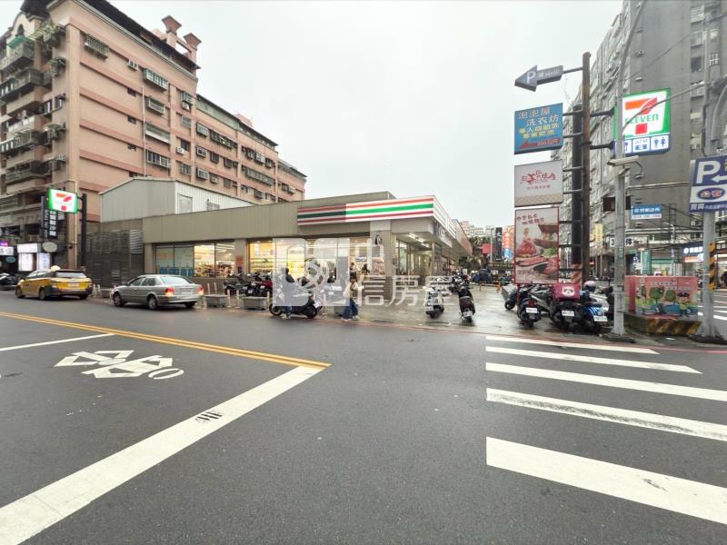 漢生ROOM18~景觀三房車位附機車位房屋室內格局與周邊環境